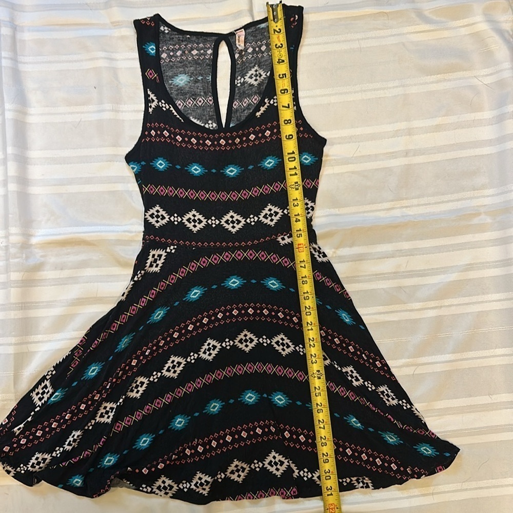 Banana Lemon Aztec Style Dress - Picture 6 of 8